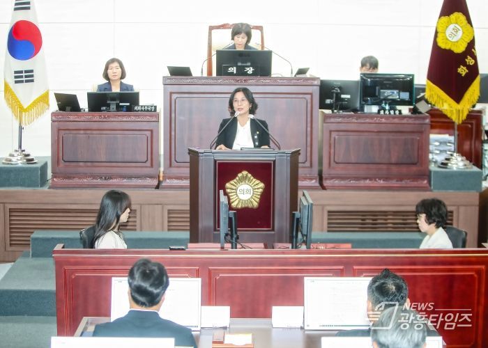 5분 발언하는 배현경 의원