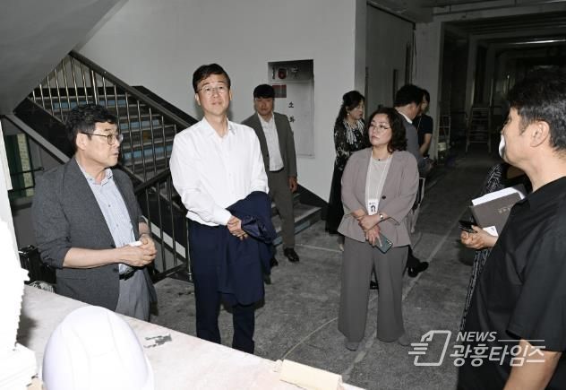 이민근 안산시장, 원곡중 화재 현장 점검…“학생 안전이 최우선”
