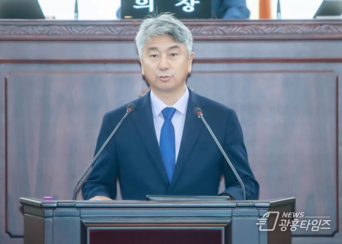 5분 발언하는 장철규 기획행정위원회 위원장