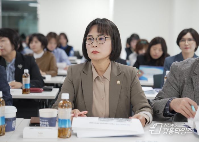 위영란 화성시의원, 치매친화도시 조성을 위한 심포지엄회 참석