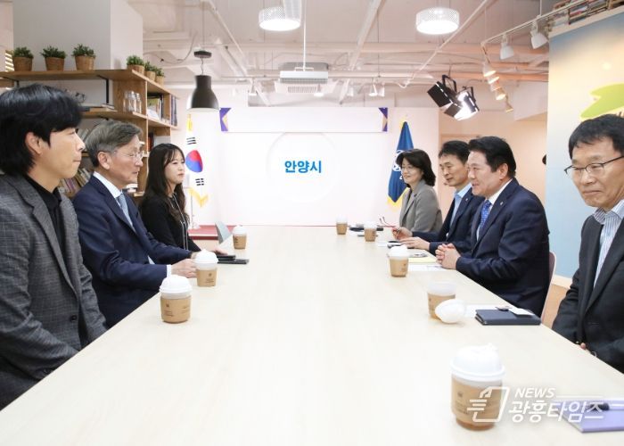레이저 기술 선도기업 ㈜이오테크닉스, FC안양에 5천만원 기부