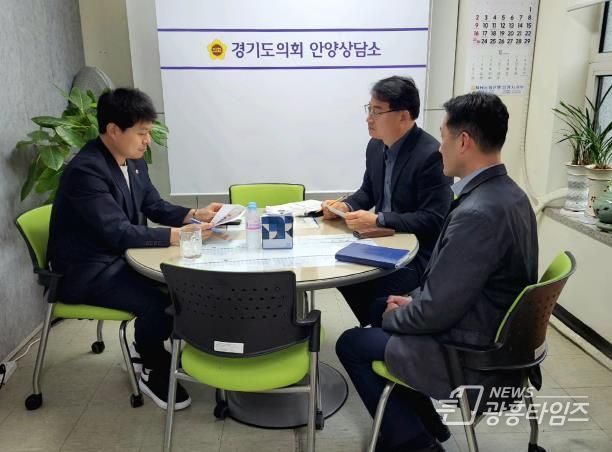 경기도의회 유영일 의원, 경기기후위성 발사 기념 행사 관련 보고 가져