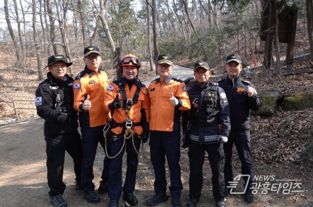 이영희 의원, 용인소방서 산악사고 대비 특별구조훈련 참여